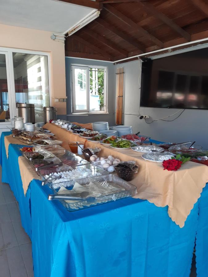 Melodi Club Apart Davutlar Bagian luar foto