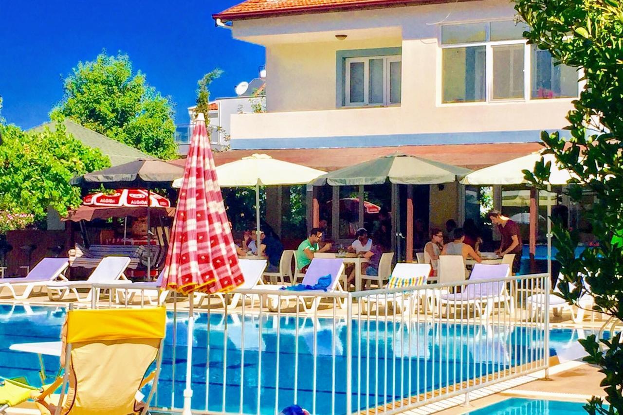 Melodi Club Apart Davutlar Bagian luar foto