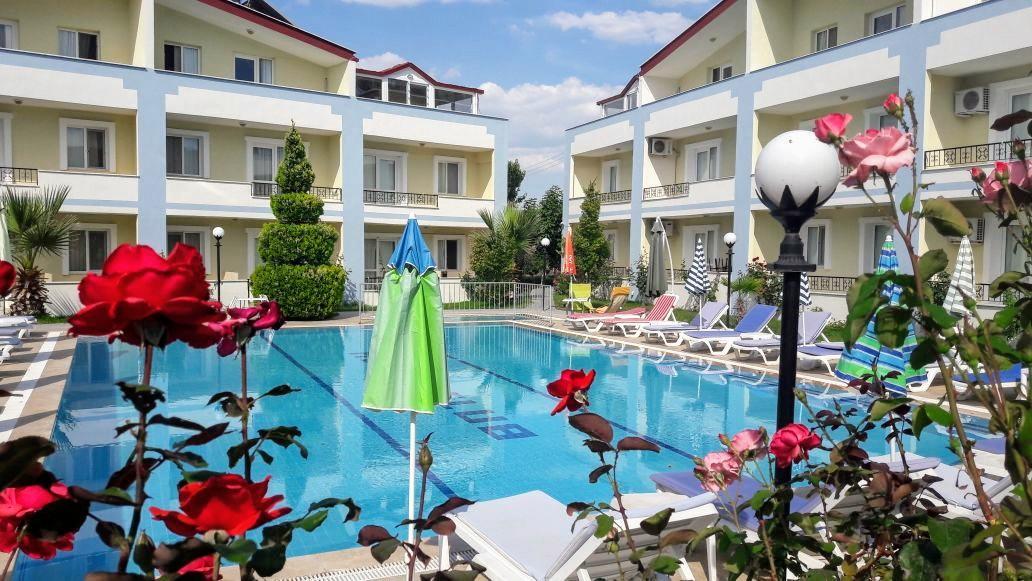 Melodi Club Apart Davutlar Bagian luar foto