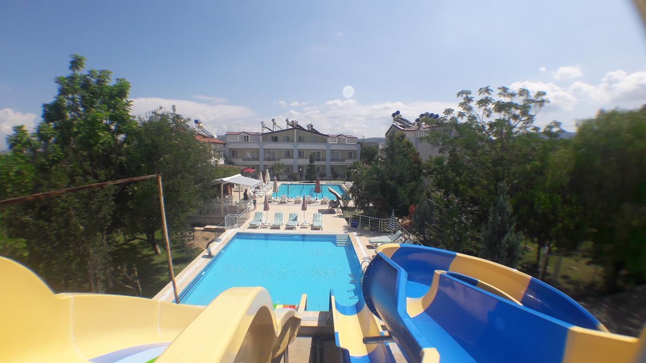 Melodi Club Apart Davutlar Bagian luar foto