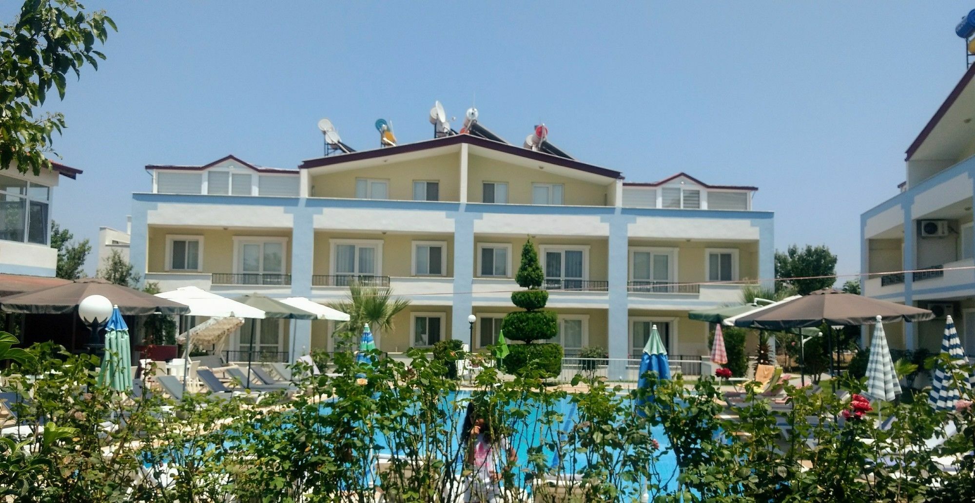 Melodi Club Apart Davutlar Bagian luar foto